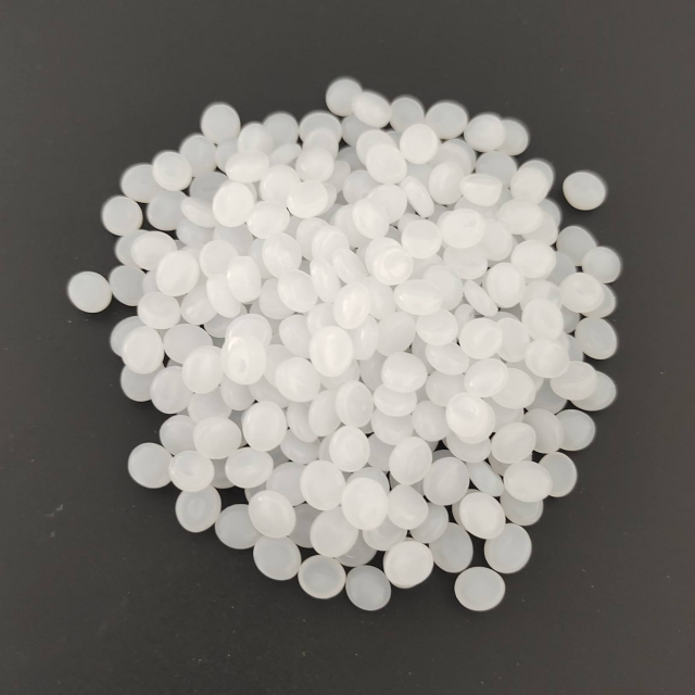 Plastist tooraine lineaarne madala tihedusega pol&uuml;et&uuml;leen lldpe sissepritse klass-8320