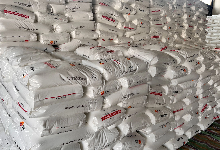 ABS Plastic Granula: Materia versatilis pro diversis Industriis